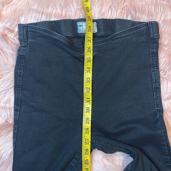 Free People Woman’s Black Skinny Jegging‎ Jeans Size 27 - Picture 6 of 6